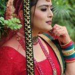Veena Ponnappa Instagram - "Elegance is the Best Attire You can wear" - Bridal Shoot for Ravoyi Chandamama 😊 Lehenga:- @hamsinidesigns Jewels:- @new_ideas_fashions #veena #veenaponnappa #ravoyichandama #kannadaactress #pose #enjoying #happyme #telugu #teluguserials #etvtelugu #bridal #teluguserial #lehenga #actor #collaboration #smilehappily #red #bride #smiling #actorlife #rudrani #collab #lehengalove #cute #marriageideas #kushi #naarojanuvve