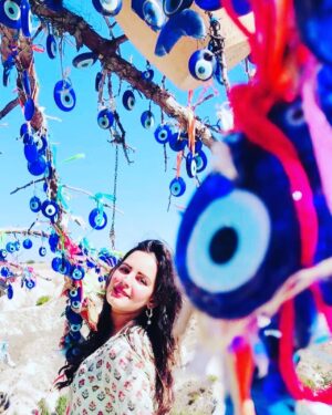 Venus Singh Instagram - In the blue glow of 
the million evil eye charms 🧿
.
million prayers
million wishes
million dreams 
.
.
Throwback to the holiday I miss the most...❤️❤️
 #turkey #capadocia #capadoccia #evileye #evileyecharm