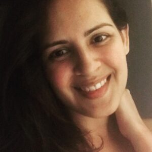 Venus Singh Instagram - “I want to sing like the birds sing, not worrying about who hears or what they think.”
~Rumi
.
.
Just after a great workout session- no make up, ruffled hair, tomato cheeks, happy skin!! My favourite look ❤️
.
.
.
#tgif #natural #naturalhair #bareface #skin #happy #happiness #smile #blushing #blush #glow #glowup #naturalbrows #nomakeup #nomakeupselfie #nomakeupneeded #shotoniphone #iphonography