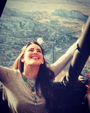 Venus Singh Instagram - Up above the world so high !! ❤️
When you are so high above the ground that you are almost one with the sky... you finally hear the sound of silence... a gentle buzz... it stirs you up & makes you want to stay in the sky forever. (The last picture perfectly summarises all I felt) .
.
.
I was so glad to experience this in a SUNRISE timed HOT AIR BALLOON ride with my girls @angadsimran & @nups2809 ❤️❤️ & highly recommend this as a must do in Cappadocia, Turkey with a view of the famed “fairy chimneys”😍
.
.
.
#hotairballoon #hotairballoons #hotairballoonfestival #turkey #turkey🇹🇷 #turkish #türkish #turkısh #cappadocia #cappadociaturkey #holiday #holidays #holidayfun #travel #travelphotography #travelgram #happiness #sky #shotoniphone #iphonography