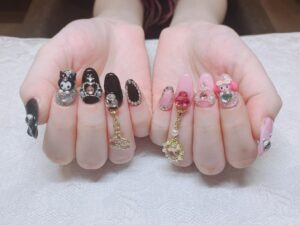 Venus Palermo Instagram - Thank you @sugarplum_nail_salon 🥺💕 #jiraikei #landminestyle #landminegirl #jirainails #地雷系　#地雷ネイル