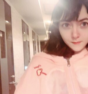 Venus Palermo Instagram - Until 2 days ago I was sleeping in an Internet cafe
I’m here to share my experience with you today ❤️ There’s a computer, a padded floor to sleep, and a coin shower and…as many fluffy blankets as you like. (*^_^*)💤
In Japan a lot of people sleep in Internet cafes when they are facing difficulties with housing. 🏠　
I’m so lucky and blessed…My friends and people online fortunately helped me when I had nothing and I am so lucky because I did not have to sleep on the streets.  I truly love all of you ❤️
If any of you have any questions on being homeless in Japan, please let me know. 
It could be an interesting and educational video for YouTube! 🎥