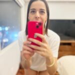 Verónica Bravo Instagram - Piernas libres.