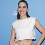 Verónica Bravo Instagram - El 19 de abril se estrena #consuelo por @vix estoy feliz de ser parte de este proyecto bello. Agradecida con @catalinaportou y todo el equipo de @themediaprostudio y emocionada de que ya la vaya a conocer el mundo. Gracias @matein_films @laama_marquez por la confianza y la mirada crítica y amorosa. Un placer gigante compartir con @cassandra_gsn @erick.chapa @catherinesiachoque @eileen.yanez @cam_zepol @alejandrogutierrezj @essinedaponte @sofi.monarrez @alexander_ventosa001_official y todo el resto de la banda! Gracias. 💜