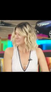 Verónica Jaspeado Instagram - Gracias x el video @sgz.vjd 😍 Un lindo #tbt ! 😉🌸🦋