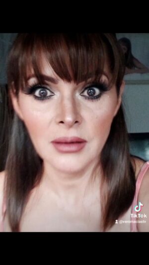 Verónica Macías Instagram - #makeup #maquillaje