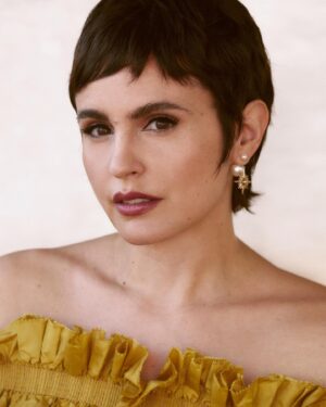 Verónica Echegui Instagram - @diorbeauty 🌹 @dior @carlosvillarejo @pedrocedeno1 @florencereveillaud ❤️💫🐱 @festivalmalaga 🌅