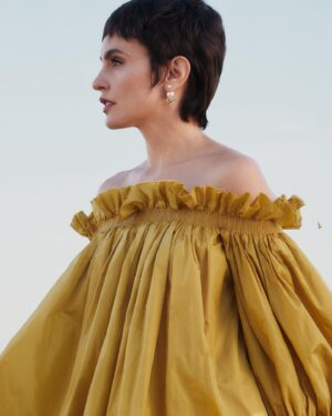 Verónica Echegui Instagram - @diorbeauty 🌹 @dior @carlosvillarejo @pedrocedeno1 @florencereveillaud ❤️💫🐱 @festivalmalaga 🌅