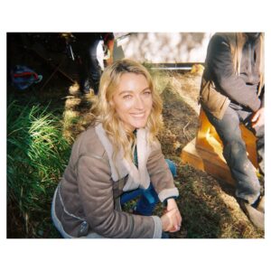 Veronica St. Clair Instagram - Bye, Australia. 

The last 8 months have been largely muddy and certainly cold. 
I am forever changed by this show and am so deeply grateful for all the friends made along the way. 

Endings are yucky, but that’s the nature of making tv—it’s ephemeral. 
That’s where the magic is anyway

🫀🫁✨🌱🪁