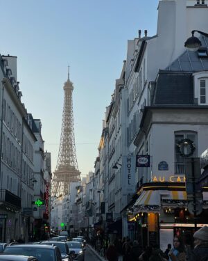 Veronika Lukianenko Instagram - Paris mood
