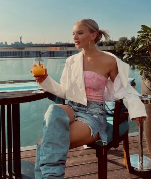Veronika Lukianenko Instagram - Ах, Київ❤️ Який же ти красивий)