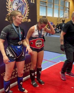 Veronika Zajícová Instagram - 16.3 @wmacworld Německo🇩🇪
 Zápasila jsem asi v  15 kategoriich cca v 20 zápasech. Z toho asi 3 zápasy jsem měla ve váze do 55kg pak jsem zápasila ve váze do 60 do 65 a napsali mě i do 70 ale to byl hardcord😂 .  Zápasila jsem s mistryněmi světa i Evropy. 
Byla to skvělá zkušenost, spousta medailí a první místo celého turnaje wmac. 🥇
•
Děkuji organizátorům @wmacworld za krásný turnaj a všem trenérům za přípravu @ofa_ba @iljaskondric 
Také všem sponzorům a všem mým fakouškům🩷
•
•
•
•
#fighter #mma #fight #kickboxing #wmac #fights #firstplace🥇 #fighting #german #happy #heavyweight