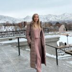 Veronika Mindal Instagram - My fifth trip to Salt Lake City discovered new places such as Park city resorts and the Sundance film festival. It was great time and memories. But this is probably my last trip around the USA, and beginning of a difficult period of fighting with cancer for my mother life.💔Travel and enjoy life while you can. Nobody know what waiting us tomorrow.