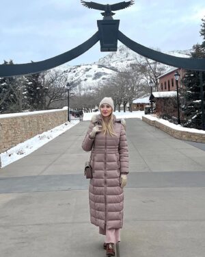 Veronika Mindal Instagram - My fifth trip to Salt Lake City discovered new places such as Park city resorts and the Sundance film festival. It was great time and memories. But this is probably my last trip around the USA, and beginning of a difficult period of fighting with cancer for my mother life.💔Travel and enjoy life while you can. Nobody know what waiting us tomorrow.