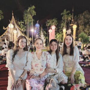 Vichuda Pindum Instagram - ขันโตกยามค่ำคืน