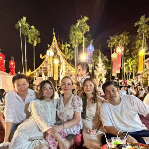 Vichuda Pindum Instagram - ขันโตกยามค่ำคืน