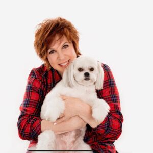 Vicki Lawrence Instagram - A few more pics of me and my fur babies courtesy of @charlienunnphotography #hannah #toby #rescuedog #whorescuedwho