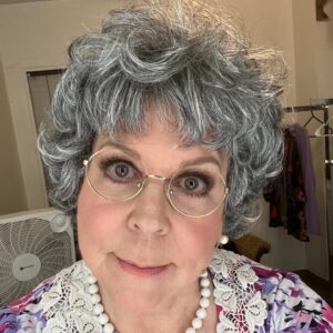 Vicki Lawrence Instagram - Thank you #greenvilletexas ❤️We both had a blast! #awesomeaudience #mamaandme #meandmama