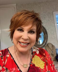 Actress Vicki Lawrence HD Instagram Photos and Wallpapers April 2024