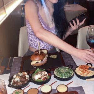 Vicky Low Instagram - 