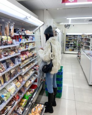 Vicky Low Instagram - 🍞🍡🧃
