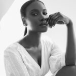 Vicky Jeudy Instagram - Happy Friday 💋 I hope you have a great weekend. #vickyjeudy #fashion #blackandwhite #classy