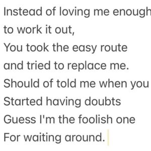 Victoria Azevedo Instagram - How would you describe love? 💌