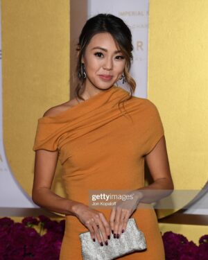 Victoria Park Instagram - thank you @character.media for a truly unforgettable night celebrating the community ✨ feeling uplifted and inspired!! was too busy hugging and catching up with folks to remember to take photos 😅 but managed to snap a few with friends, old & new :)

HUGE shoutout to my makeup angel @goldenssunshyne for coming through on such short notice when my original MUA got sick 💛

💄: @goldenssunshyne 
💇🏻‍♀️: @olgita101 
👗: @altuzarra 

#unfo #unforgettablegala