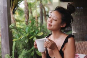 Victoria Park Instagram - going into 32 more grounded, less fearful, more barefoot, less makeup, more vibrant, more grateful, more free. grateful for the years i’ve been given and the people who have walked them with me. 💛