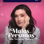 Victoria Martín Instagram - Malas Personas acaba de ganar un Ondas a mejor vídeo podcast y así estábamos en @livingprodu , casi nos cagamos vivos. Un proyecto hecho con gente que es la mejor y con la que currar es un sueño. Gracias @podimo_es y @podiumstudios por confiar en este proyecto y poner monedas. 💜💜💜💜 Toda la peñita que somos en malas (los mejores) Produccion: @nachoppardo @fotolatria @dianadelu Guion: @guille_magan @lulagomezfem Realización y postpo: @_mx.visuals_ @sergiowoodprint Padre Carmen: @carmenromp Vestu: @perle.rebecca Maquillaje: @almudenagarbel Redes sociales: @susisga Fotos promocionales: @carlosvillarejo En colaboración con: @agenciadegenyas En T1: @beapolom @marisa_perez_76 @yunezchaib Y también todas las personas que han pasado por el podcast a contar cuando fueron más gusanas.
