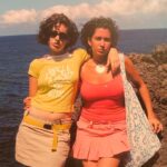 Victoria Martín Instagram - 1. Me atreví a pedir que me hicieran un cuadro al óleo de mi misma a caballo (by @pacopfr ) Mi sueño de megalómana. 2. Mi hermana y yo vestidas como dos malotas en Lanzarote. Preciosamente lamentable. 3. Yo montando el buggy al que fui coaccionada por Nacho Pardo. 4. Uno de los primeros vídeos que subí de Chica Fitness. 5. Haciéndo un sketch para el Wizink en el que nos quemaban por brujas. 6. Con una @sanmiguel_es fresquita. #PorLosQueSeAtreven #colabo