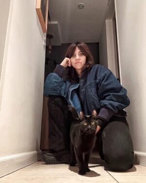 Victoria Maurette Instagram - II Black catzzzzZ 🖤