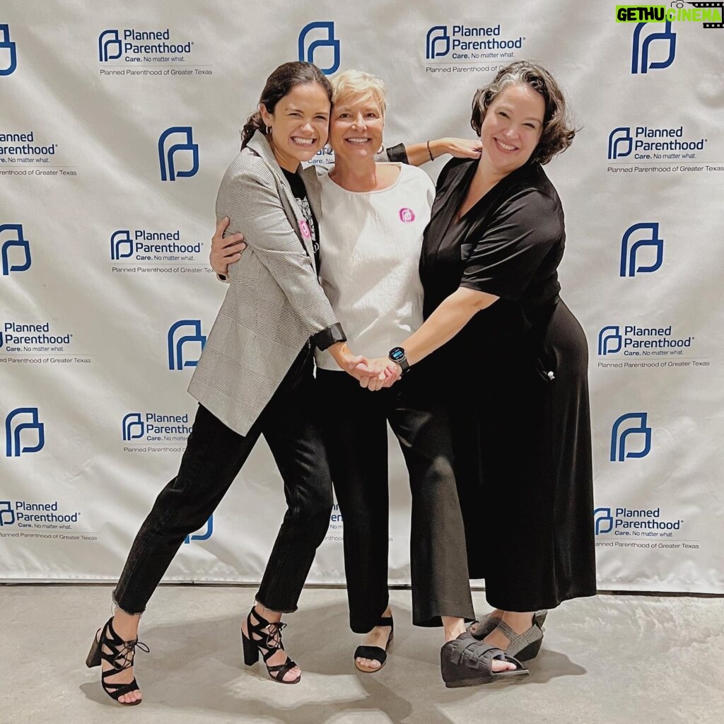 Victoria Moroles Instagram - Thank you to everyone who showed up to the @ppgreatertx Plan B Screening on Thursday! A big thanks to @stacyalex1 our chairperson for the event, our fearless event leader @mamamelita27 and the WHOLE PPGT staff. I’m still feeling activated and inspired. Also, to hear an audience who is so passionate about this topic laugh there butts off at our movie was incredibly refreshing in this moment of direct attack. Action ➡️ Nationwide “Bans off our Bodies” rally is happening this Saturday May 14th. Visit bansoff.org to see where your local rally/march is! 🔗 in bio •these awesome Don’t Tread on Me tee’s are sold @gobananarampage 20% of the profits go directly to @ppgreatertx 💪🏻