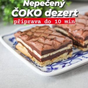 Viktorie Hrazdílková Instagram - Honí tě mlsná? Tak vyzkoušej tuto čoko pecku s přípravou do 10 min ⏰️👌😋👩‍🍳

NEPEČENÝ ČOKO DEZERT 👩‍🍳👨‍🍳👌

🍫 1 čoko pudink
🍫 bebe sušenky
🍫 1 banán
🍫 500ml mléka
🍫 1 PL cukru
🍫 1 PL jogurtu

Postup: Pudink uvař dle návodu. Formu vylož potravinovou fólii a začni vrstvit - bebe sušenky, banán nakrájený na plátky, čoko pudink. Poté opět bebe sušenky, zbytek banánu a čoko pudink. Trochu (asi 2 velké lžíce) pudinku si nechej stranou. Do 1 lžíce pudinku jsem přidala lžíci jogurtu a udělala "jogurtovou" světlejší polevu, kterou jsem rozetřela na horní vrstvu dezertu. Druhou lžíci pudinku jsem dala do zdobičky (v mém případě do stříkačky 😅) a udělala na dezertu tenké pruhy, které jsem pak rozetřela špejlí a vytvořila na dezertu "ornament". Dezert nechej v lednici nejlépe přes noc a pak už jen krájej a vychutnávej 👌🤤❤️👩‍🍳👨‍🍳.

Baví tě mé recepty? Podpoř mou tvorbu ❤, sdílením a milým komentem 🥰.

Chceš mít mé rychlé recepty přehledně a pohromadě 👉 objednej si mou kuchařku za 159 Kč (už jen do konce srpna) na webu fitviki.cz 👩‍🍳📖😋

Nutriční hodnoty 1 ks (1/6):
B: 4,8g
S: 24g
T: 3,9g
150 kcal

#dezert #nepecenydezert #pudink #sladke #bebe #susenky #banan #hack #foodhack #rychlyrecept #svacina #bananovydezert #cokolada #cokoladovydezert #snidane #zdraverecepty #rychlerecepty #recept #dnesjim #dnesjem #zdravejidlo #zdravejedlo #jedlo #jidlo #vareni #hubnuti #inspirace #motivace #czechfitnessgirl #fitnesscz