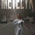 Viktoriia Bulitko Instagram - 🎬 А поки @holy.shevski монтує наш Кліп, я для вас потанцюю💃 ... #metelyk #metelyk_music #metelykніч #метеликніч #україна