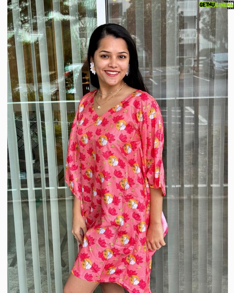 Vinitha Jaganathan Instagram - Love this beautiful comfort wear from @saa_ish_readytowear Fashionable and easy to dress up. . . . . . . #dressup #goodvibes #dress #love #smile #instagood #picoftheday #instadaily #instagram #photography #photooftheday #fashion #foryou #fyp #comfort #grwm #unique