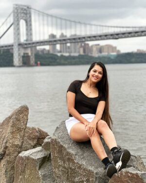 Vinitha Jaganathan Instagram - 🖤🤍
.
.
.
.
.
#black #white #dress #smile #love #instagood #instadaily #instagram #travel #newyork #nyc #view #goodvibes