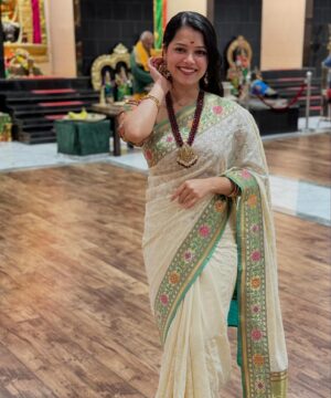 Vinitha Jaganathan Instagram - Love this beautiful saree and jewelry from @styleswagbyshaivy ❤️
.
.
.
#saree #love #traditional #beautiful #jewelry #collections