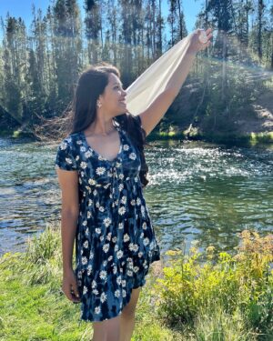 Vinitha Jaganathan Instagram - ✨Keep smiling😍
.
.
.
.
.
#smile #love #nature #naturephotography #naturelovers #dress #style #goodvibes #instagood #instagram