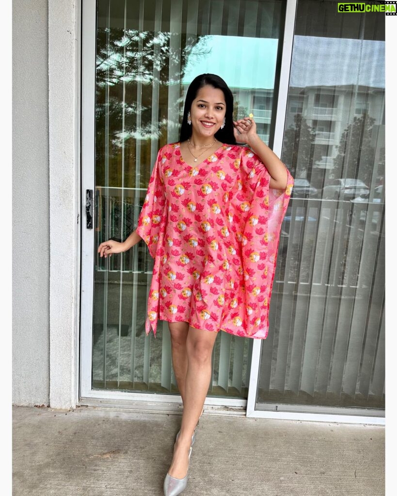 Vinitha Jaganathan Instagram - Love this beautiful comfort wear from @saa_ish_readytowear Fashionable and easy to dress up. . . . . . . #dressup #goodvibes #dress #love #smile #instagood #picoftheday #instadaily #instagram #photography #photooftheday #fashion #foryou #fyp #comfort #grwm #unique