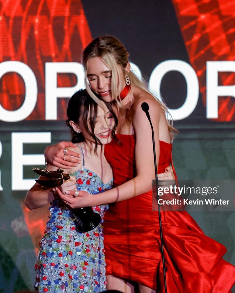 Violet McGraw Instagram - Last night at the @hollywoodcreativealliance #AstraAwards was a dream! Loved getting to spend it with @madeleinemcgraw and @jennadavis So proud of our movie @meetm3gan Thank you @blumhouse @universalpictures @atomicmonster for an experience of a lifetime! Hair: @_douglasjack Makeup: @jennanicoleofficial Stylist: @veronica.graye Fit: Purse @meliebianco Shoes @shopcider Jewels @idyl Dress @georgeshobeika