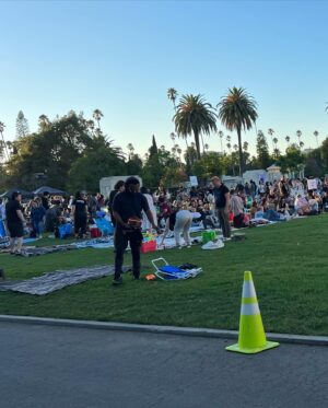 Violet McGraw Instagram - Thank you @cinespia for hosting me and my sister @madeleinemcgraw we had so much fun! #cinespia