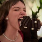 Violett Beane Instagram - A night of caviar and murder to celebrate @deathdetailshulu 2-part finale out tomorrow 🔪🩸 Find out who’s behind all of it. Fav model partner. Moose boy @itsamandalim Styling. @itsamandalim Hair Makeup. Meeee Dress. @marialuciahohan24 Heels. @brunomagliofficial Jewels. @davidyurman Gloves. @laelosnessofficial Bag. @simkhai