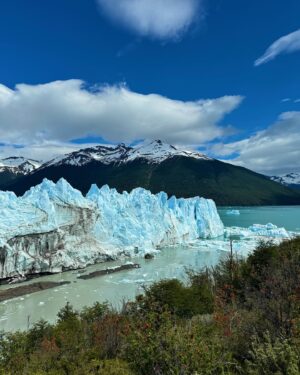Violett Beane Instagram - Postcard from the insanity that was Argentina/Patagonia! Spent the last two weeks in this country exploring from top to bottom and wowwie is she a beauty 🫶