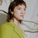 Violett Beane Instagram - @schonmagazine talking all things @deathdetailshulu 🌟 Last episode before the 2-part finale is out tonighttttt 🌟 All episodes will be streaming March 5th. BUCKLE UP 🫣 photography. @philchester @sarakbyrne fashion. @tracyshapoff @forwardartists talent. @violettbeane hair. @josephchase for @exclusiveartists using @unite_hair make up. @staceytan_ @forwardartists using @isamayabeauty @milkmakeup fashion make up assistant. @cassidy.mamula location. @figandoak interview. @alperkurtul