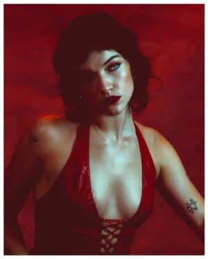 Violett Beane Instagram - @numero_netherlands with my boy @bynickrasmussen 🩸💙🧨 hair, makeup, and styling by me 🤘 interview up in my biooo