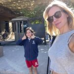 Virginia Da Cunha Instagram - THEA 🎂❤️💫 Hoy cumple años una de mis personas favoritas del mundo, mi sobrina Thea. Armé este album con momentos inolvidables a lo largo de los 8 años transcurridos. Disfruté tanto buscarla por el cole o arte donde me esperaba con un cuadro para mi. Bailamos juntas y la ayude a sacar su primer single “Future Unicorns”. Inolvidables las preparadas coquetas para salir a pasear y a comer sushi, nuestros encuentros en viajes y dormidas que terminaban conmigo en el piso. Te amo Thea, a seguir disfrutando y creando!