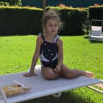 Virginia Da Cunha Instagram - THEA 🎂❤️💫 Hoy cumple años una de mis personas favoritas del mundo, mi sobrina Thea. Armé este album con momentos inolvidables a lo largo de los 8 años transcurridos. Disfruté tanto buscarla por el cole o arte donde me esperaba con un cuadro para mi. Bailamos juntas y la ayude a sacar su primer single “Future Unicorns”. Inolvidables las preparadas coquetas para salir a pasear y a comer sushi, nuestros encuentros en viajes y dormidas que terminaban conmigo en el piso. Te amo Thea, a seguir disfrutando y creando!