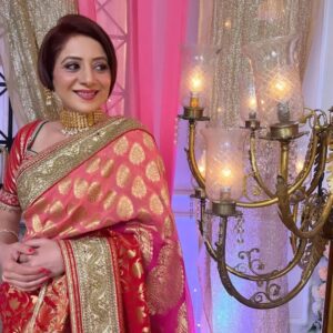 Vishavpreet Kaur Instagram - ❤️✨💫
#pashminna 
#sonysab 
#sareelove 
#feelingbeautiful