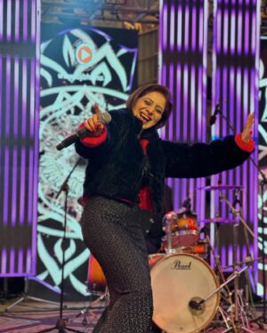 Vishavpreet Kaur Instagram - #onstage #myhappyplace❤